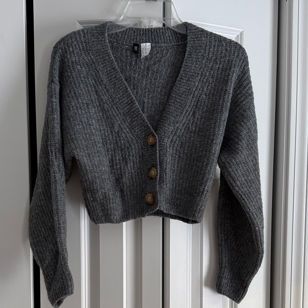 H&M-Like New Cozy Gray Button-Up Women's Sweater